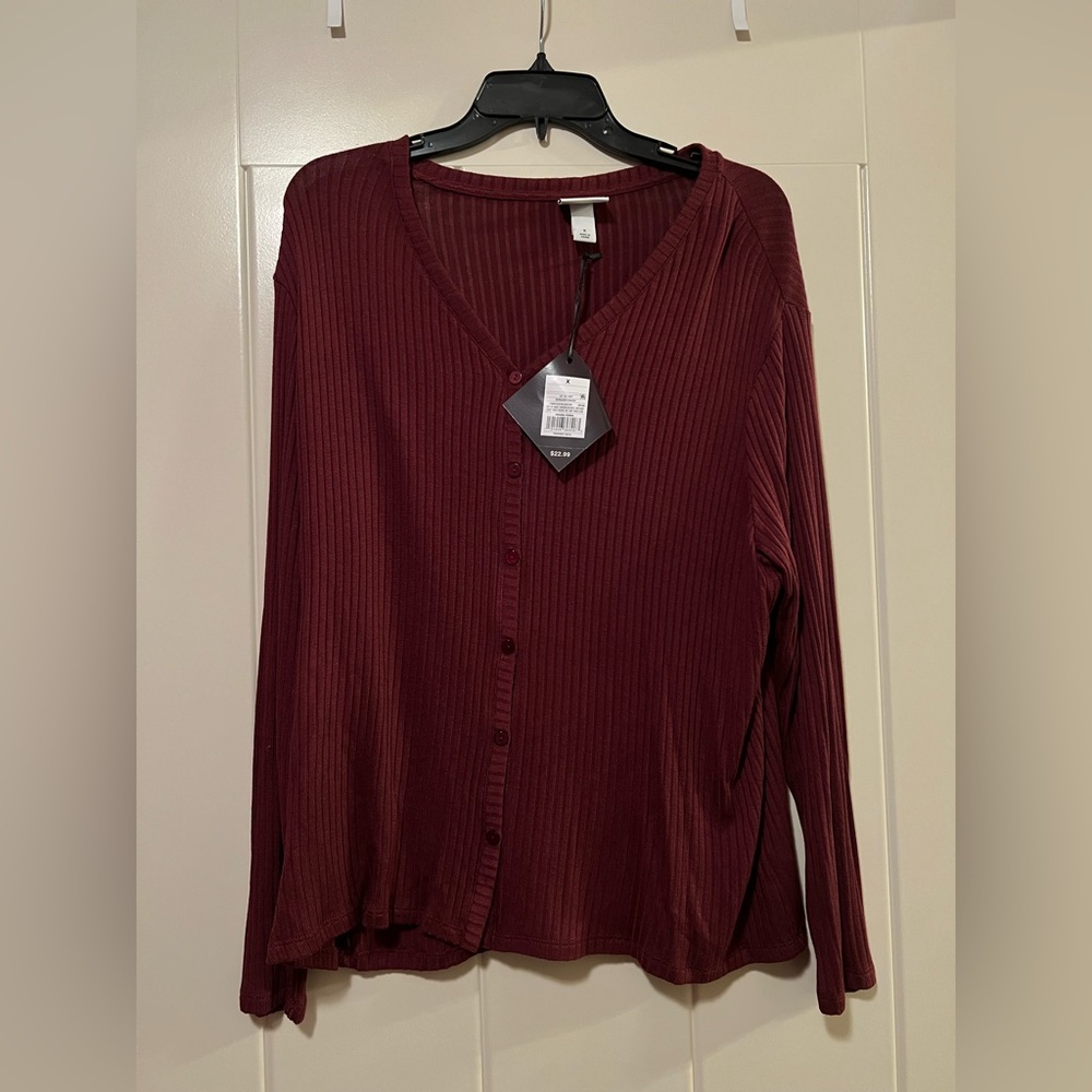 Ava & Viv Light Weight Long Sleeve Top